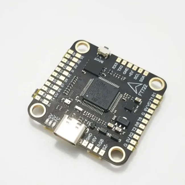 dron-fpv_kontroler-polotu-axisflying-uflightrc-ft722-80a-f722-stack_02